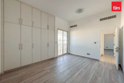 Huvila Umm Suqeim, Dubai, Arabiemiraatit 4 makuuhuonetta, 320 m2 № 678287 - kuva 8