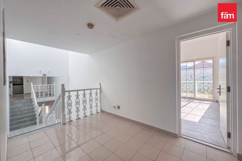 Huvila Umm Suqeim, Dubai, Arabiemiraatit 4 makuuhuonetta, 320 m2 № 678287 - kuva 20