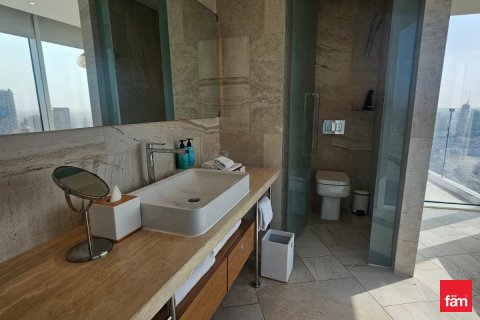Apartmen di Dubai, UAE 2 bilik tidur, 259 meter persegi № 678291 - foto 8