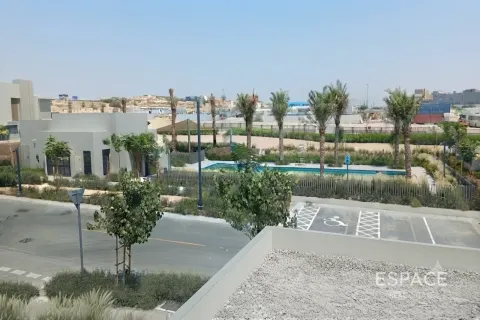 Kaupunkipientalo Jebel Ali, Dubai, Arabiemiraatit 4 makuuhuonetta, 286 m2 № 738197 - kuva 1