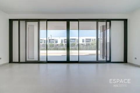 Villa zur Miete in Jebel Ali, Dubai, VAE 4 Schlafzimmer, 394 m2 Nr. 738198 - Foto 4