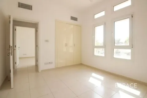 Vila u The Lakes, Dubai, UAE 4 spavaćih soba, 254 m2 Br. 738195 - fotografija 10