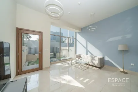 Al Furjan, Dubai, BAE’de kiralık villa 4 yatak odası, 153 m&sup2; No 738200 - fotoğraf 1