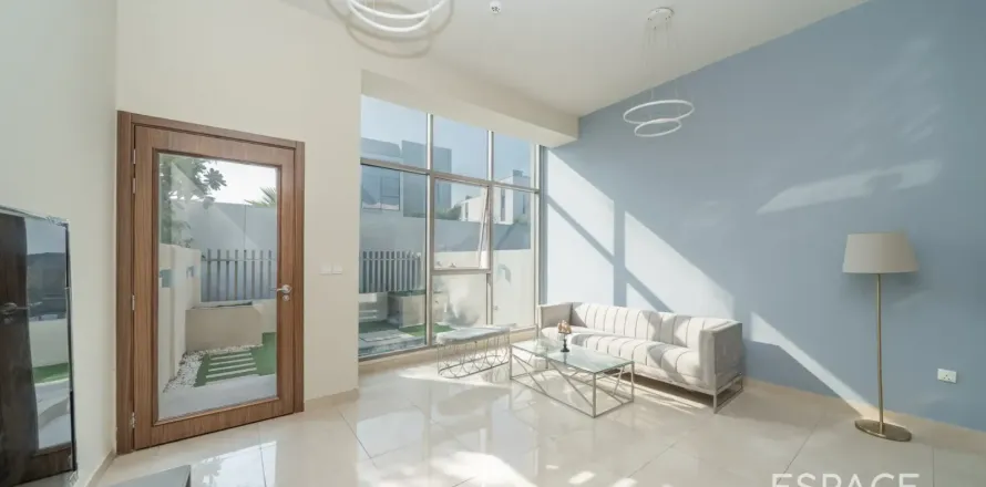 Al Furjan, Dubai, BAE’de villa 4 yatak odası, 153 m&sup2; No 738200