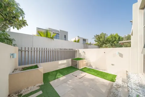 Al Furjan, Dubai, BAE’de kiralık villa 4 yatak odası, 153 m&sup2; No 738200 - fotoğraf 16