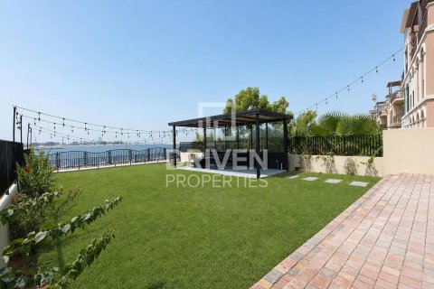 Willa do wynajęcia w Jumeirah, Dubai, ZEA 4 sypialnie, 576.93 mkw., nr 765537 - zdjęcie 28