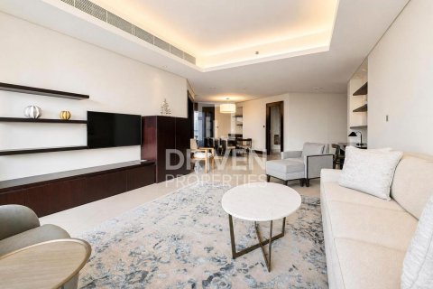Apartment in Downtown Dubai (Downtown Burj Dubai), UAE 2 bedrooms, 171.59 sq.m. № 765535 - photo 6