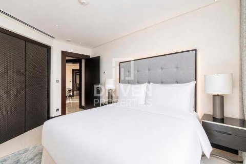 Apartment in Downtown Dubai (Downtown Burj Dubai), UAE 2 bedrooms, 171.59 sq.m. № 765535 - photo 8