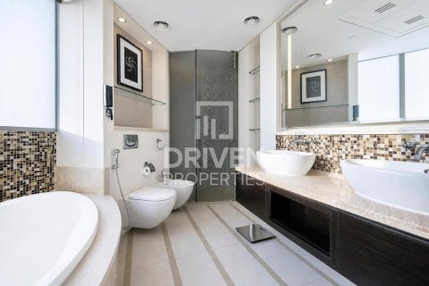 Apartment in Downtown Dubai (Downtown Burj Dubai), UAE 2 bedrooms, 171.59 sq.m. № 765535 - photo 18