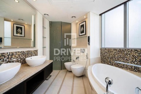 Apartment in Downtown Dubai (Downtown Burj Dubai), UAE 2 bedrooms, 171.59 sq.m. № 765535 - photo 19