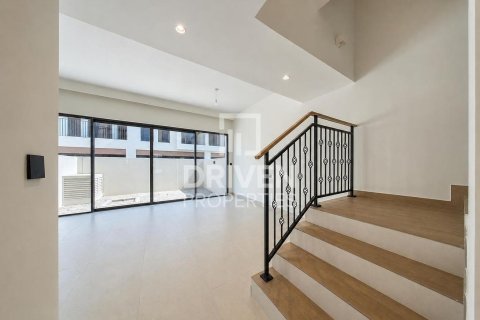 Rumah bandar di Damac Lagoons, Dubai, UAE 4 bilik tidur, 146.6 meter persegi № 765538 - foto 3
