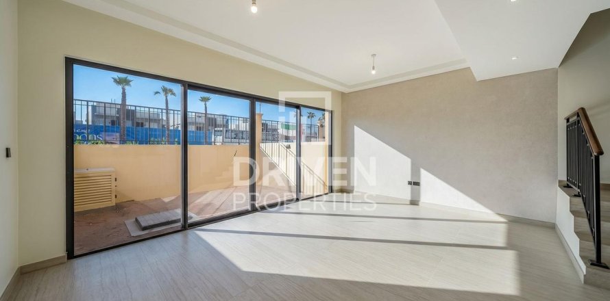 تاون هاوس في Damac Lagoons، دبي 4 غرفة نوم ، 144 متر مربع . ر قم 744756