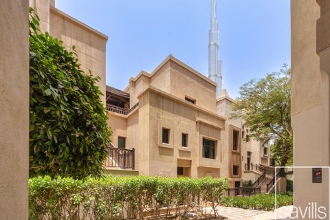 Apartment i Downtown Dubai (Downtown Burj Dubai), Dubai, UAE 3 soveværelser, 355 kvm № 680911