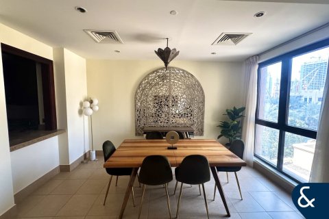 Old Town, Dubai, संयुक्त अरब अमीरात में अपार्टमेंट, 2 बेडरूम, 129 वर्ग मीटर, संख्या 688911