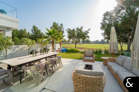 Villa à louer à Jumeirah Golf Estates, Dubai, EAU 5 chambres, 620 m2 № 688908 - photo 5