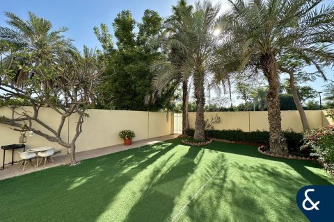 Vila v The Springs, Dubai, SAE 3 spálne, 228 m2 č. 688912 - Fotografia 2