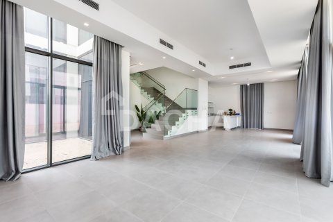 Willa na sprzedaż w Al Furjan, Dubai, ZEA 5 sypialnie, 413 mkw., nr 706688 - zdjęcie 5