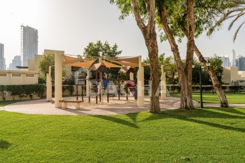 Vilë në Meadows, Dubai, Emiratet e Bashkuara Arabe 5 dhoma gjumi, 570 m2. № 706689 - Foto 27