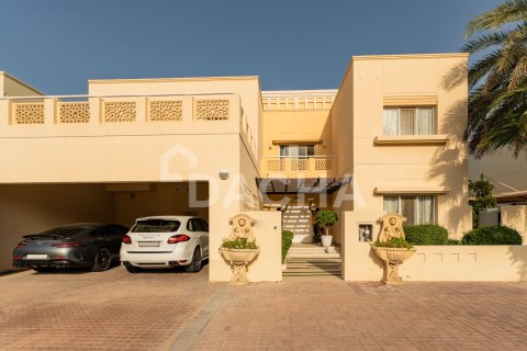 Vilë në Meadows, Dubai, Emiratet e Bashkuara Arabe 5 dhoma gjumi, 570 m2. № 706689 - Foto 25