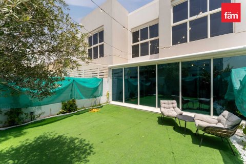 Kaupunkipientalo Dubai, Arabiemiraatit 3 makuuhuonetta, 181.1 m2 № 719591 - kuva 22