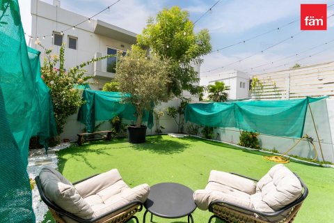 Kaupunkipientalo Dubai, Arabiemiraatit 3 makuuhuonetta, 181.1 m2 № 719591 - kuva 20