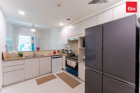 Kaupunkipientalo Dubai, Arabiemiraatit 3 makuuhuonetta, 181.1 m2 № 719591 - kuva 8
