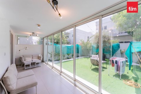 Kaupunkipientalo Dubai, Arabiemiraatit 3 makuuhuonetta, 181.1 m2 № 719591 - kuva 4
