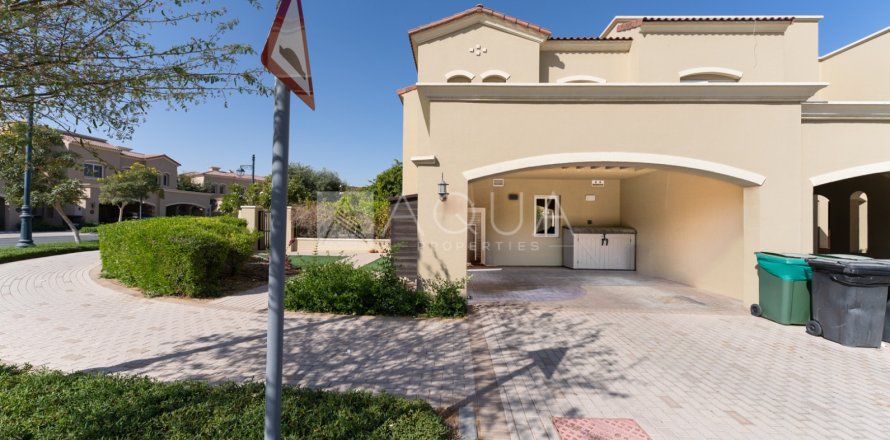 Huvila Serena, Dubai, Arabiemiraatit 3 makuuhuonetta, 254.2 m2 № 719578