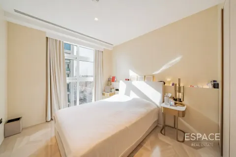 Apartament de închiriat în Palm Jumeirah, Dubai, EAU 3 dormitoare, 258 mp.  №738525 - poză 9
