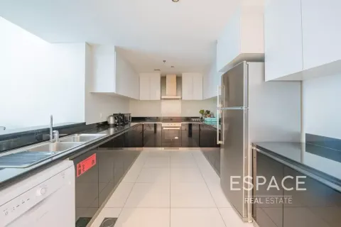 Byt v DAMAC HEIGHTS v Dubai Marina, SAE 3 ložnice, 181 m² Č.: 738524 - fotografie 4