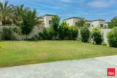 Вилла Jumeirah Park, Дубай, БАӘ-да 3 жатын бөлмелер, 675.4 м² № 720321 - фото 10