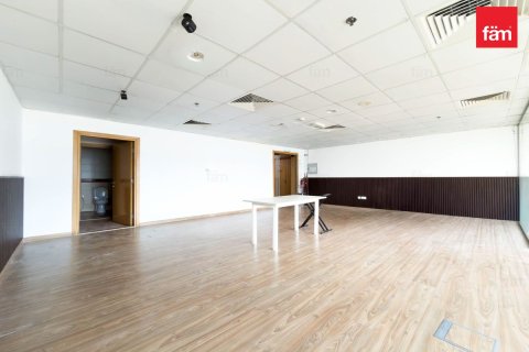 Office in Dubai, UAE 73.4 sq.m. № 721626 - photo 7