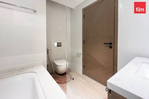 Apartment in Dubai, UAE 2 bedrooms, 110.4 sq.m. № 644904 - photo 5