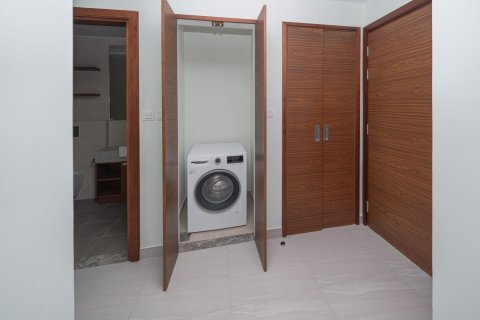 Apartment sa Al Kifaf, Dubai, UAE 1 silid-tulugan, 92 sq.m. № 677678 - larawan 7