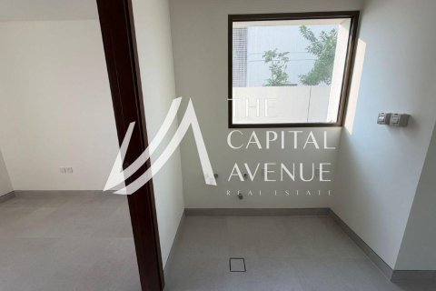 Villa til leie i Abu Dhabi, Emiratene 4 soverom, 538 kvm Nr. 681388 - Foto 9