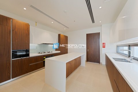 Vilă de închiriat în Abu Dhabi, EAU 5 dormitoare, 565.9 mp. №689623 - poză 25