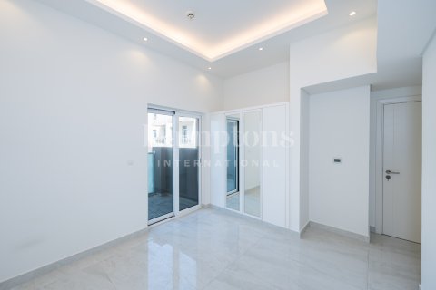 Apartamento para arrendamento em Al Furjan, Dubai, EAU 1 quarto, 76.02995714 m2 № 651043 - foto 2