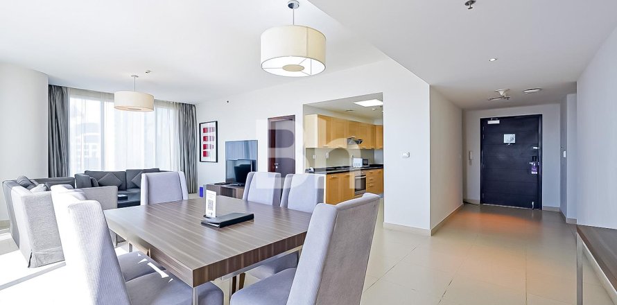 Huoneisto Sheikh Zayed Road, Dubai, Arabiemiraatit 3 makuuhuonetta, 188.31 m2 № 757577