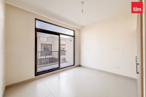 Villa te huur in Dubai, VAE 4 slaapkamers, 411.7 vr.m., nr 655658 - foto 6