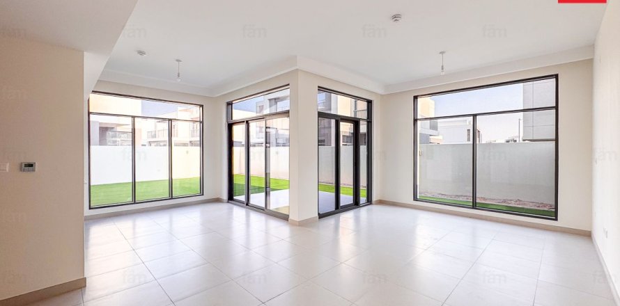Vila v Dubai, SAE 4 ložnice, 411.7 m² Č.: 655658