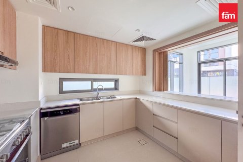 Villa til leie i Dubai, Emiratene 4 soverom, 414.1 kvm Nr. 655658 - Foto 3