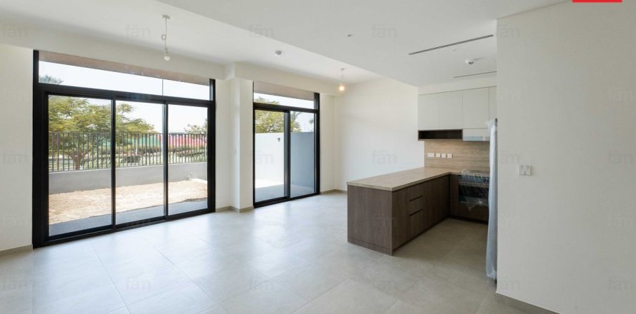 Townhouse în Dubai, EAU 3 dormitoare, 182.5 mp.  №655660