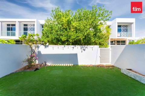 Townhouse de închiriat în Dubai, EAU 3 dormitoare, 190 mp.  №655663 - poză 15