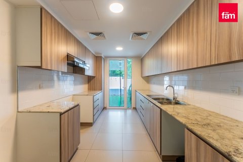 Townhouse de închiriat în Dubai, EAU 3 dormitoare, 190 mp.  №655663 - poză 23