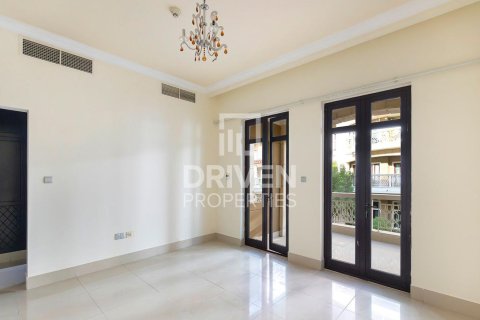 Radový dom v Jumeirah Village Circle, Dubai, SAE 4 spálne, 359 m2 č. 654739 - Fotografia 12