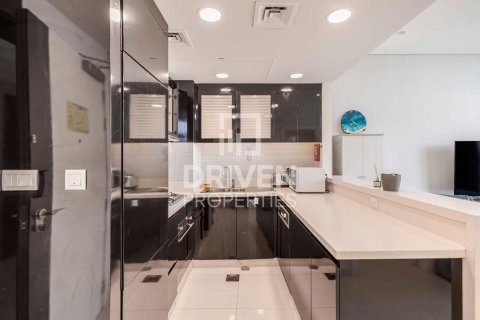 Apartemen di Business Bay, Dubai, UEA 2 kamar tidur, 117 m2 nomor 654738 - foto 9