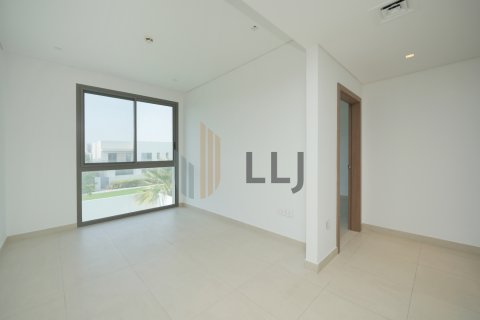 Снять в аренду виллу на Остров Яс, Абу-Даби, ОАЭ 4 спальни, 354.8м2, № 669996 - фото 11