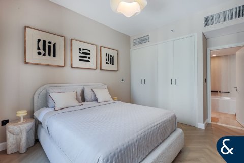 Apartment in Downtown Dubai (Downtown Burj Dubai), UAE 1 bedroom, 78 sq.m. № 670899 - photo 2