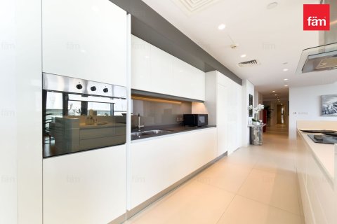 Appartement te huur in Dubai, VAE 3 slaapkamers, 194.8 vr.m., nr 713122 - foto 9
