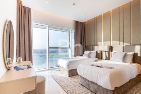Jumeirah Beach Residence, Dubai, UAE의 임대용 아파트 침실 2개, 179제곱미터 번호 643332 - 사진 9